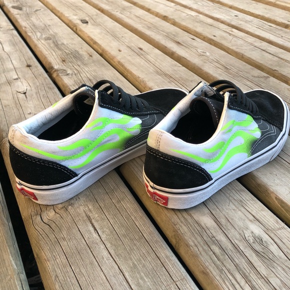 Vans Old Skool Classic Sneakers - Picture 6 of 8